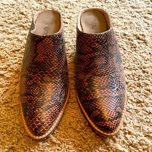 Cute Boutique By Corkys Mules. Size 9. Minimal wear. EUC.